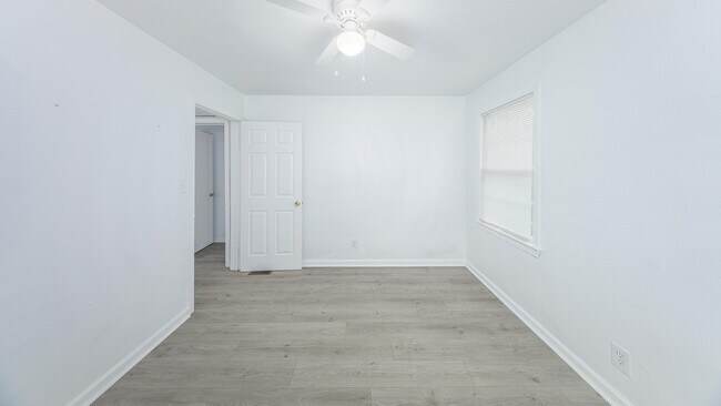 Building Photo - 1637 Atkamire Dr