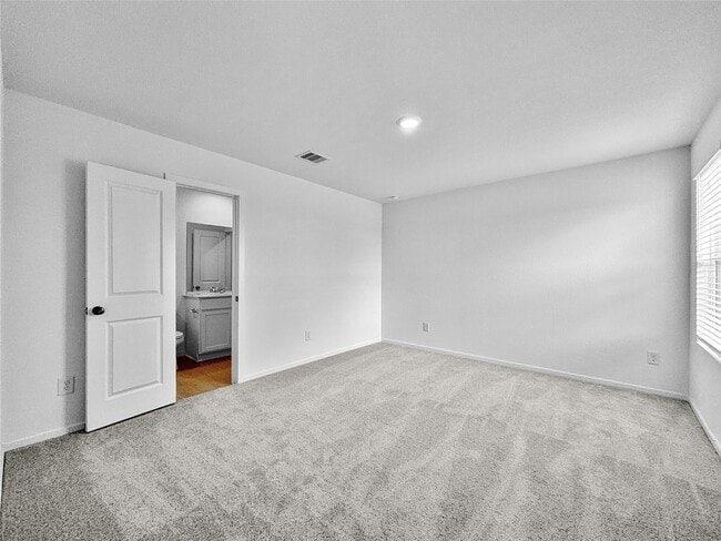 Building Photo - 6023 Standpiper Lp