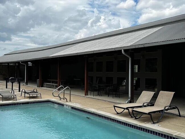 Building Photo - 1201 Grove Blvd