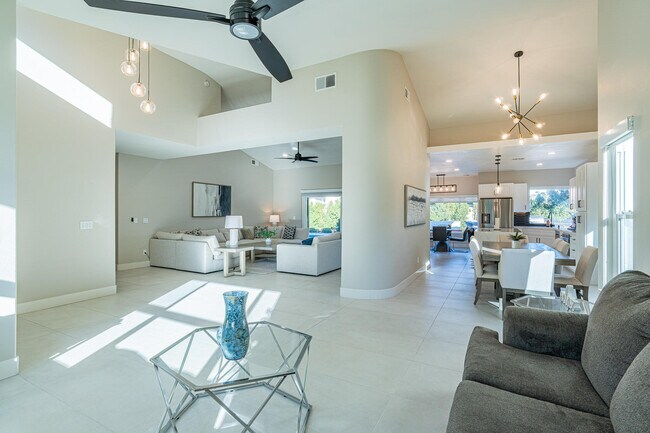 Building Photo - 40270 Eastwood Ln