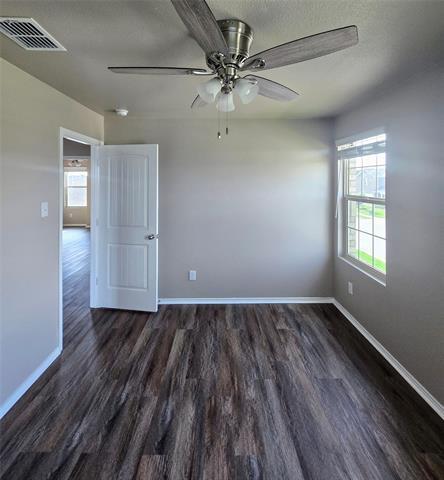 Building Photo - 1515 Fields View Dr