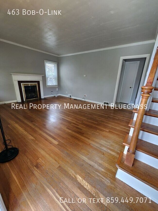 Building Photo - 463 Bob-O-Link-