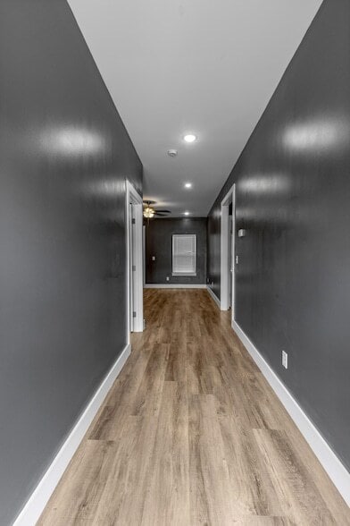 Building Photo - 4718 Metro Park Ln