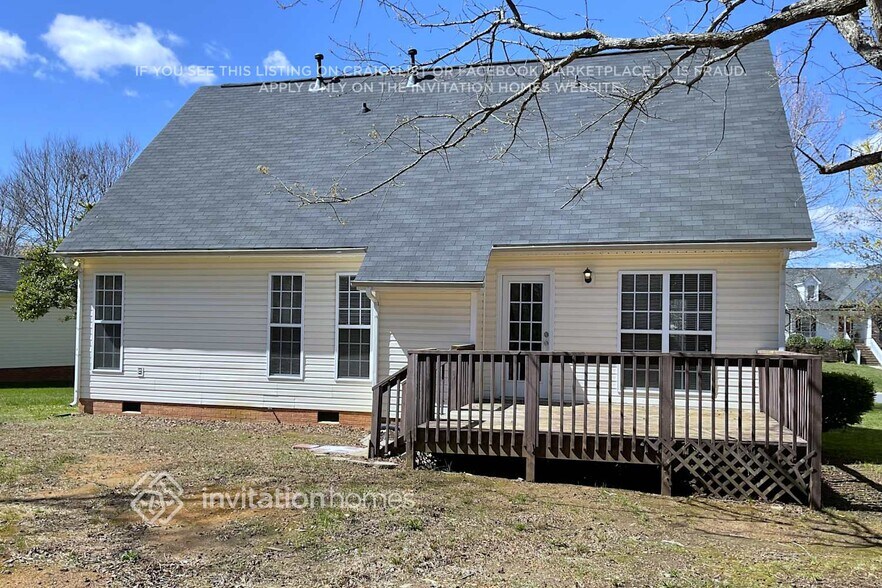 Building Photo - 1616 Battle Ln