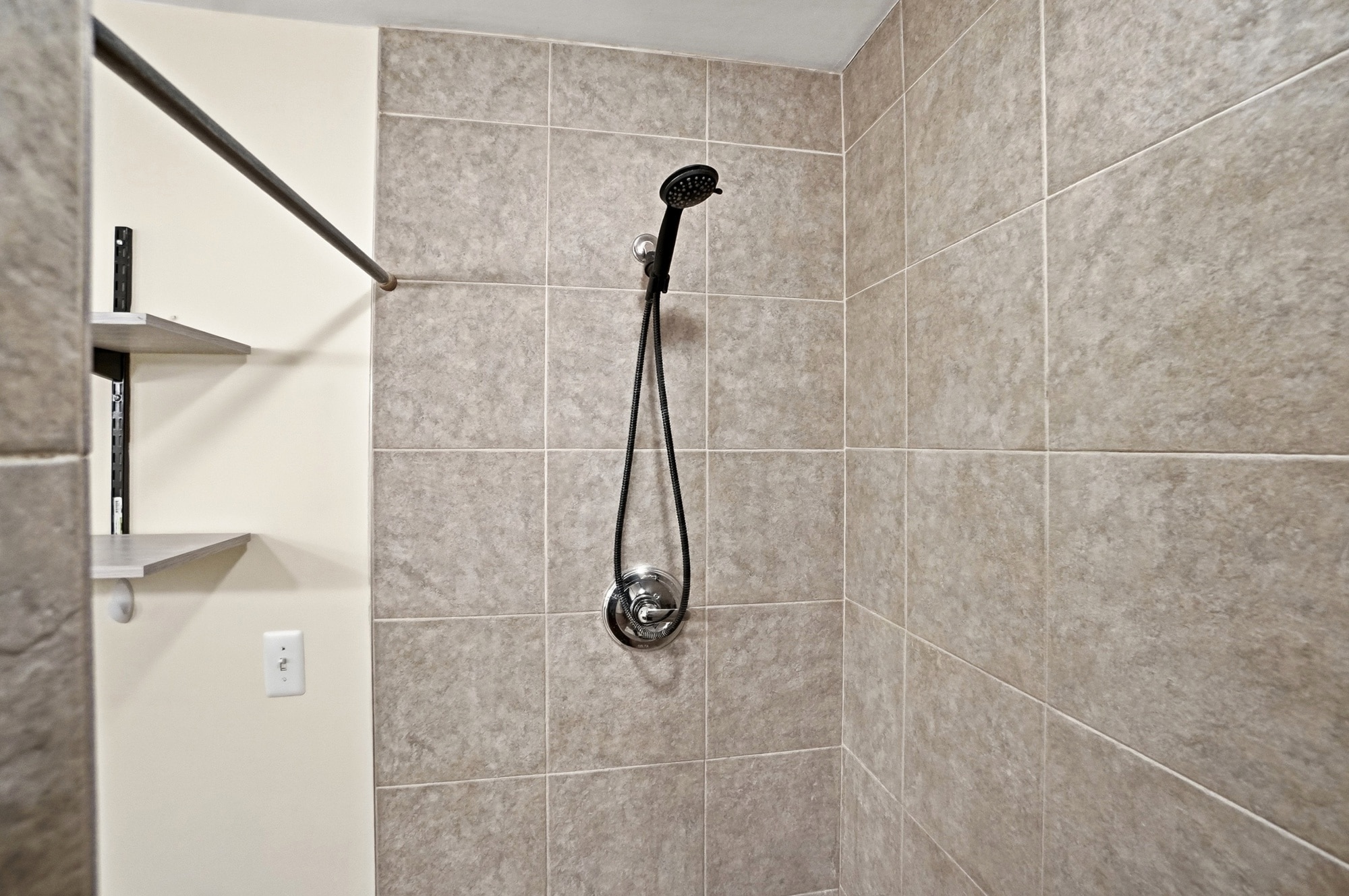 Building Photo - 1849 Lemontree Ln