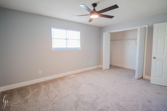 Building Photo - 4271 Park Way Ln