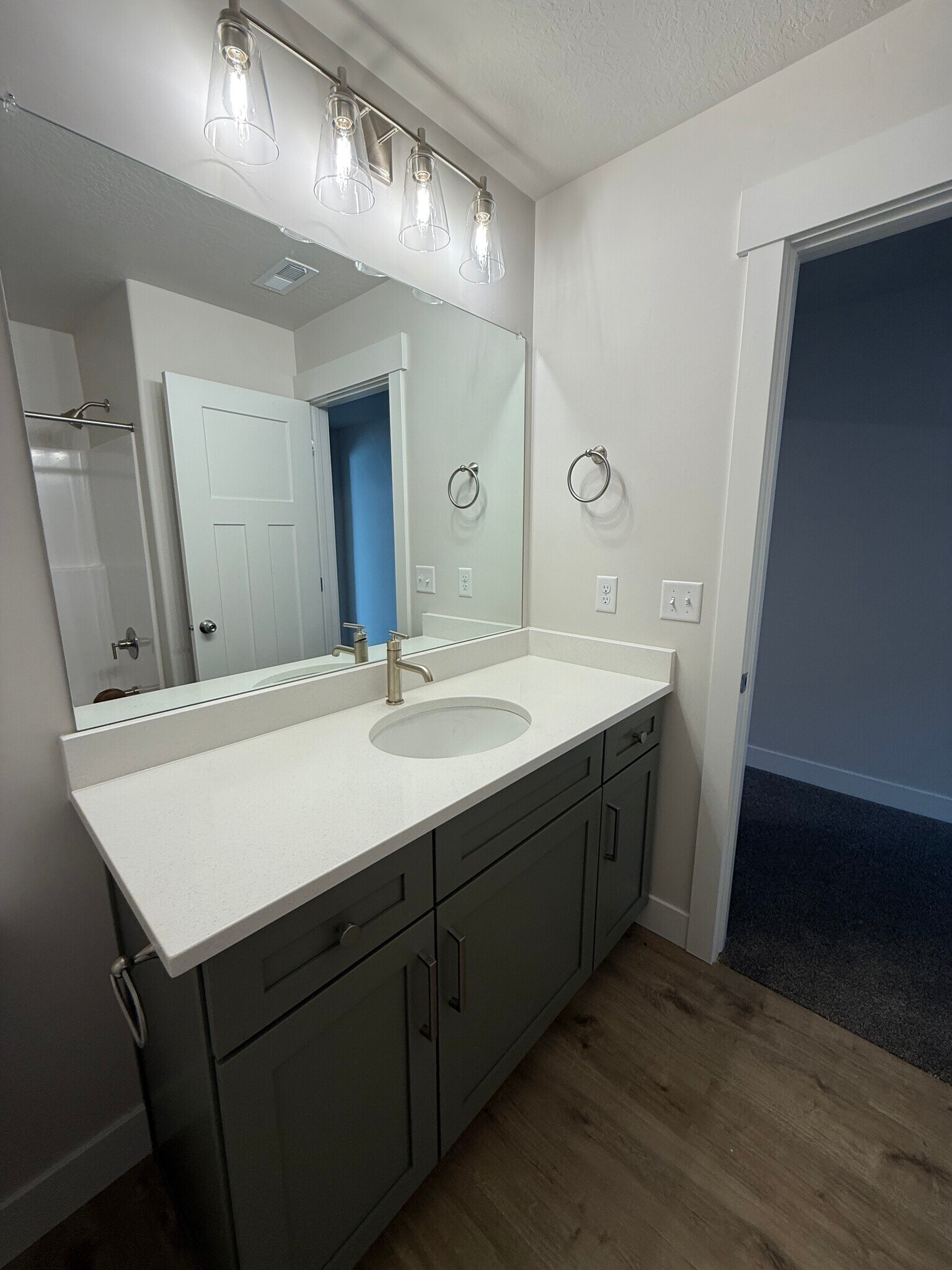 Building Photo - 4805 S Heartwood Rd