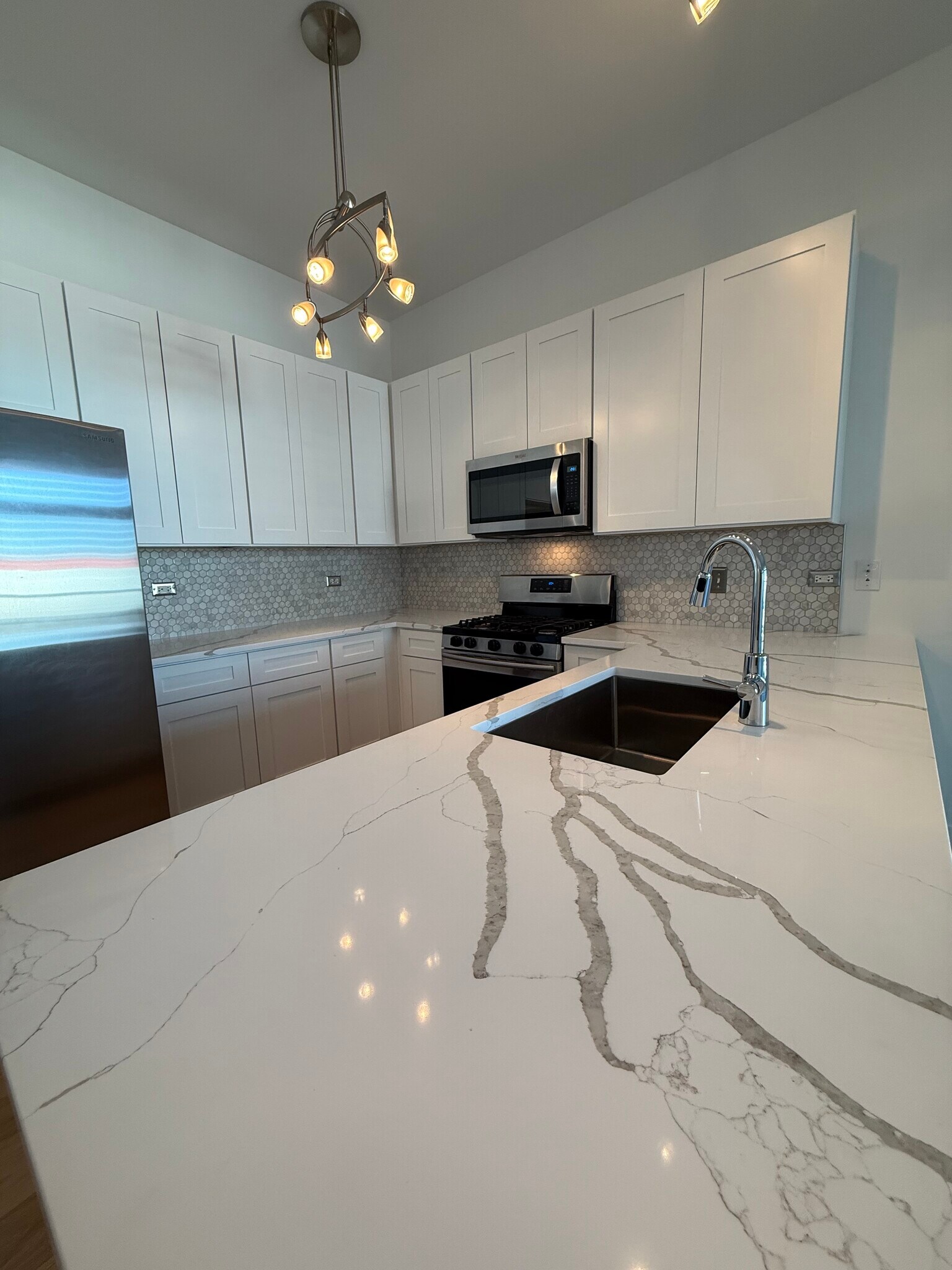 Building Photo - 340 W Superior St