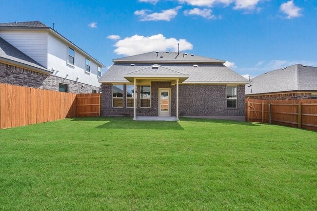 Building Photo - 621 Carly Ann Ln