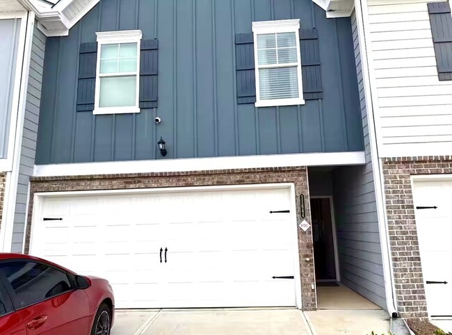 Primary Photo - 11644 Mendenhall Ct