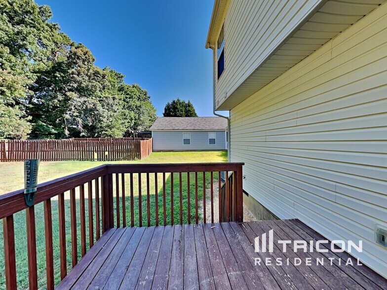 Building Photo - 198 Brantley Pl Dr