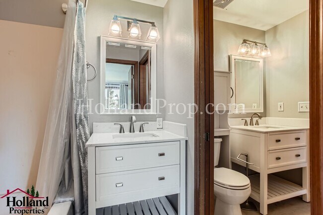 Building Photo - Charming 3-Bed, 2-Bath Home with Stunning Neighborhood Views & Excellent Amenities! NEW PRICE and...