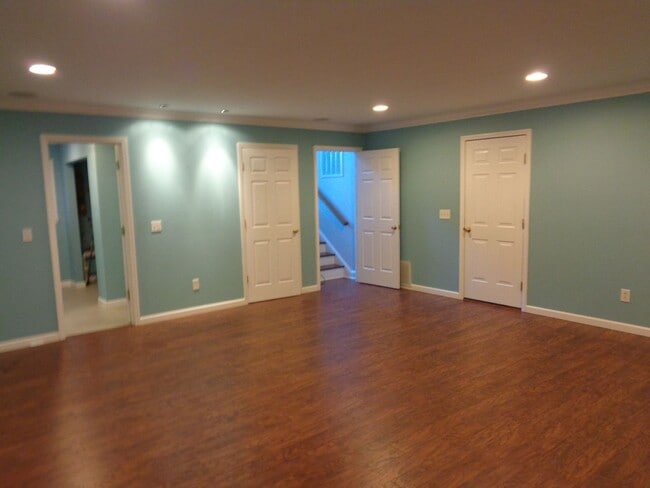 Building Photo - Meadowlark Downs Area-Rental