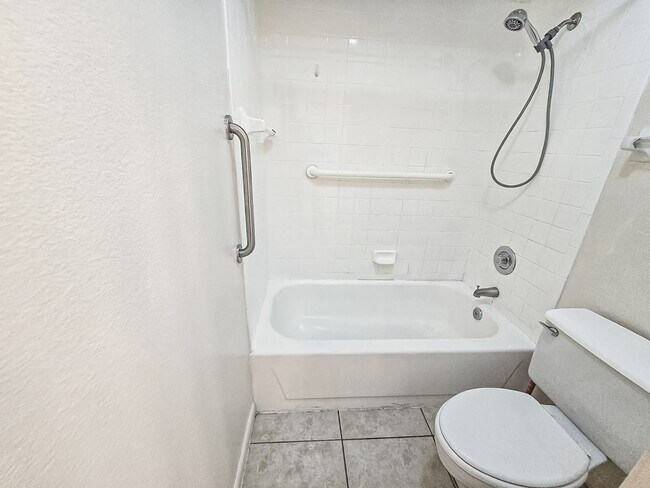 Building Photo - Limited-Time Offer: 1 month Rent free for 13 month lease, Apply now!