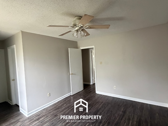 Building Photo - Move-In Ready 3BR Home in Raleigh | Hardwood Floors, Formal Dining & Fenced Yard