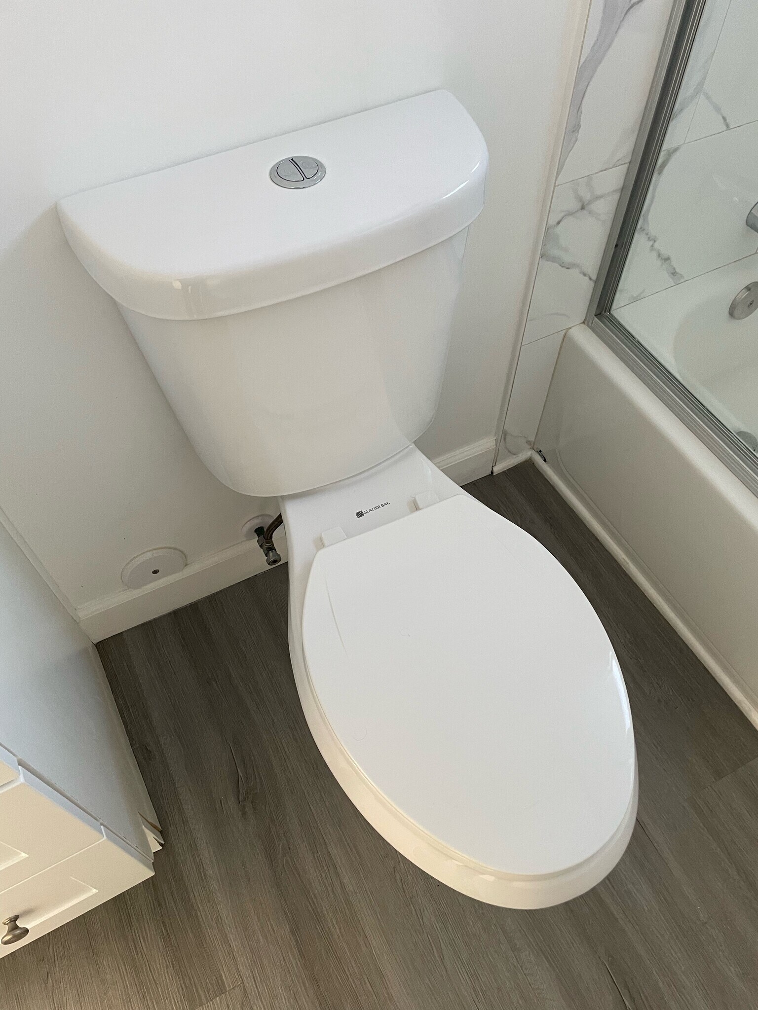 Building Photo - 265 E 69th Way