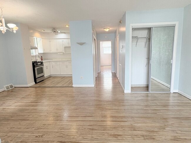 Building Photo - 4006 Balwynne Park Rd