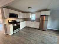 Building Photo - 415 Hollister Ave