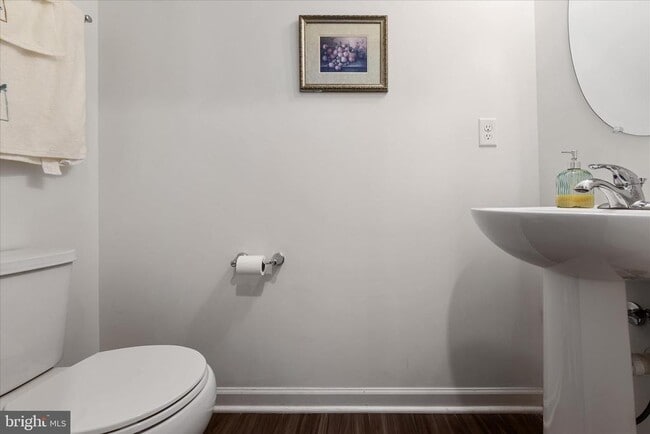 Building Photo - 35 Mengel Rd