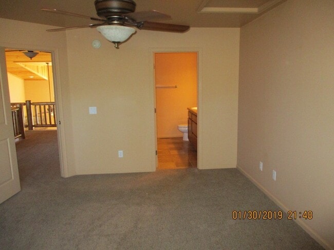 Building Photo - 6907 Mercury Dr