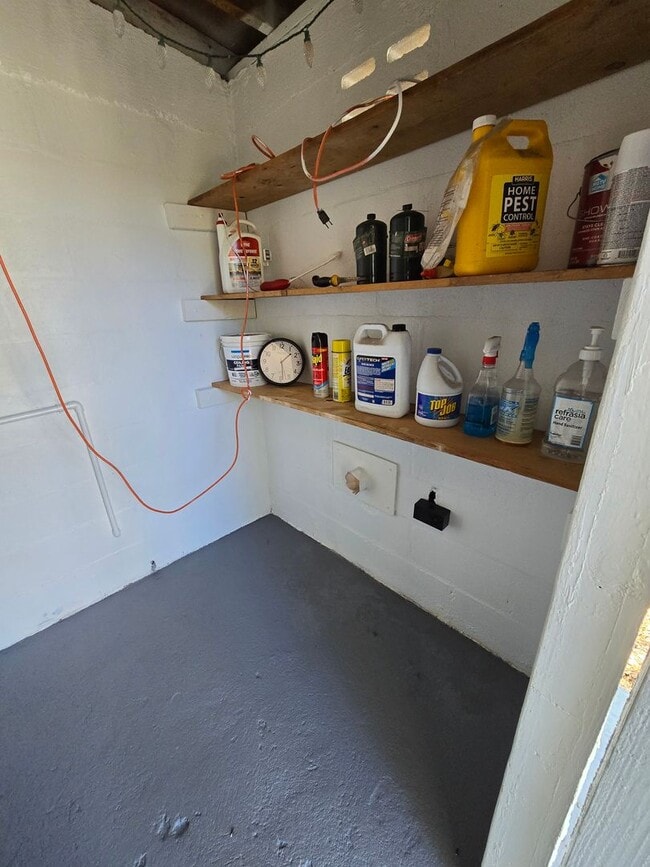 Building Photo - Cozy 2-bedroom, 1-bath home in Daytona Beach