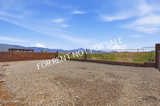 Building Photo - 8135 S Soltero Mine Dr