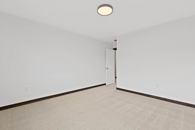 Building Photo - 2855 Fen Way