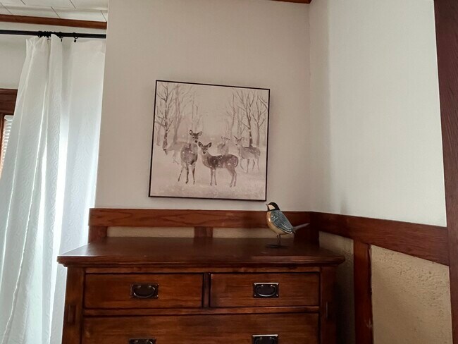 Building Photo - 2608 Leclaire St