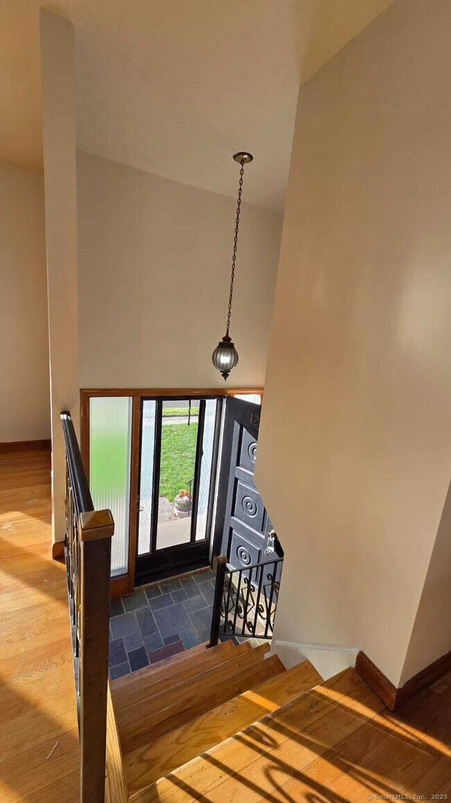 Building Photo - 127 Ursini Dr