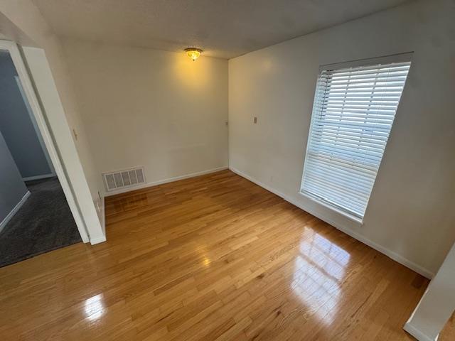 Building Photo - 8908 Viking Dr