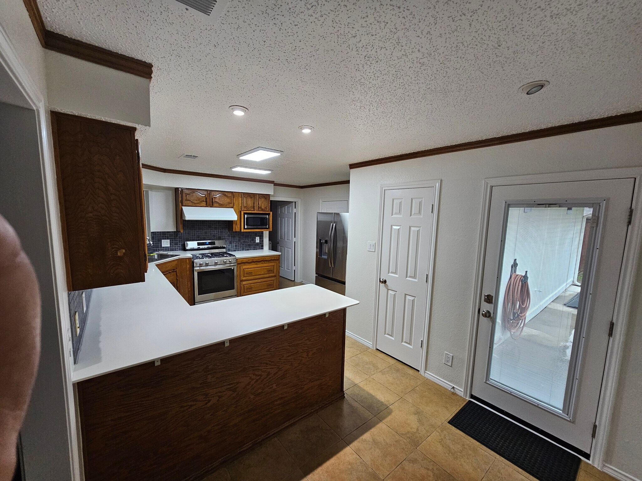 Building Photo - 224 Simmons Dr