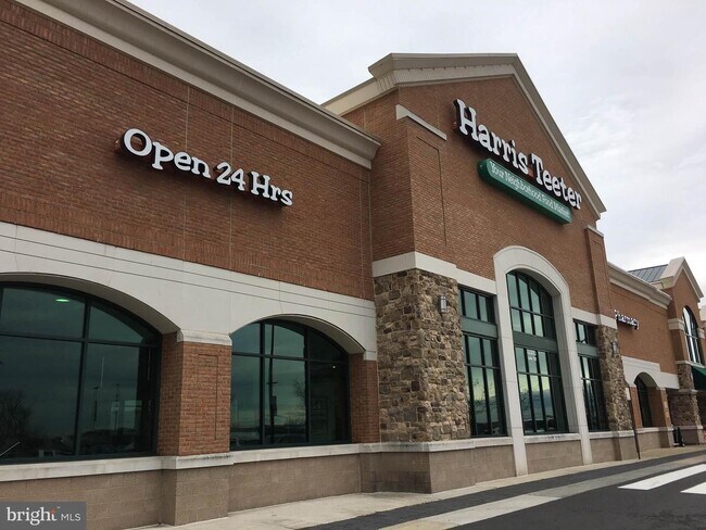 Building Photo - 42538 Magellan Square