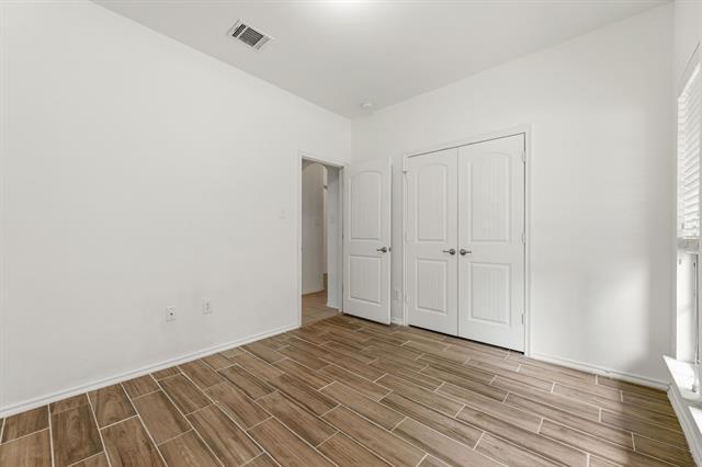 Building Photo - 1011 Meadow Green Ct