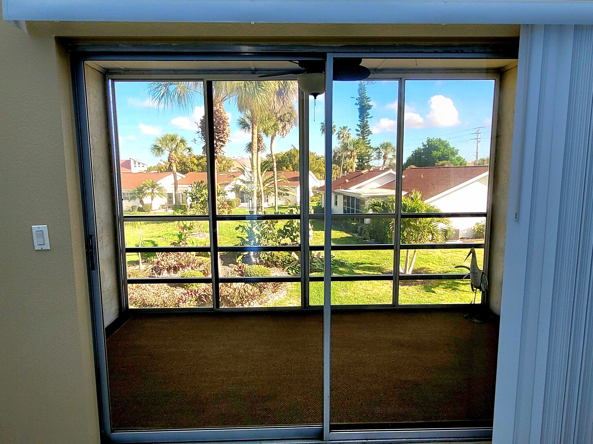 Building Photo - 729 Capri Isles Blvd