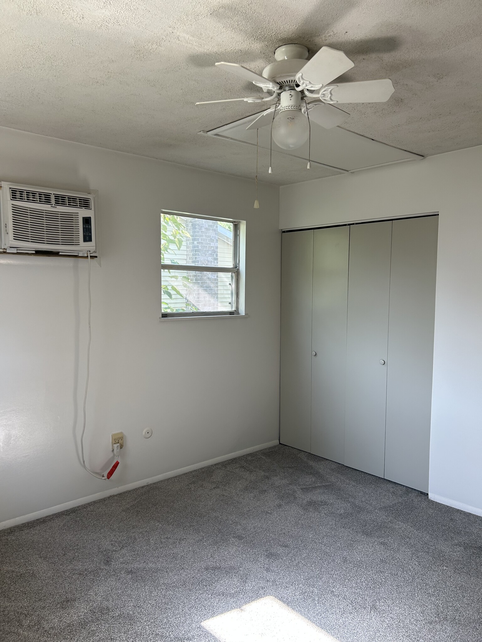 Building Photo - 403 Juniper St