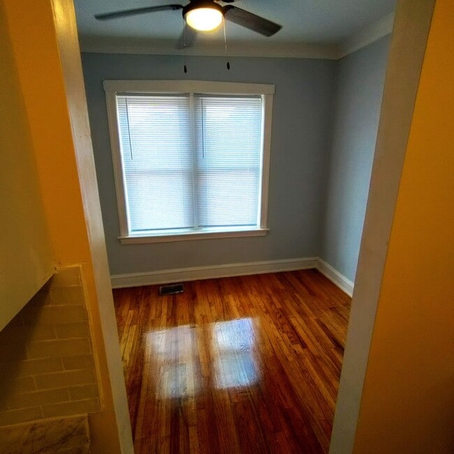 Building Photo - 7255 S Washtenaw Ave.