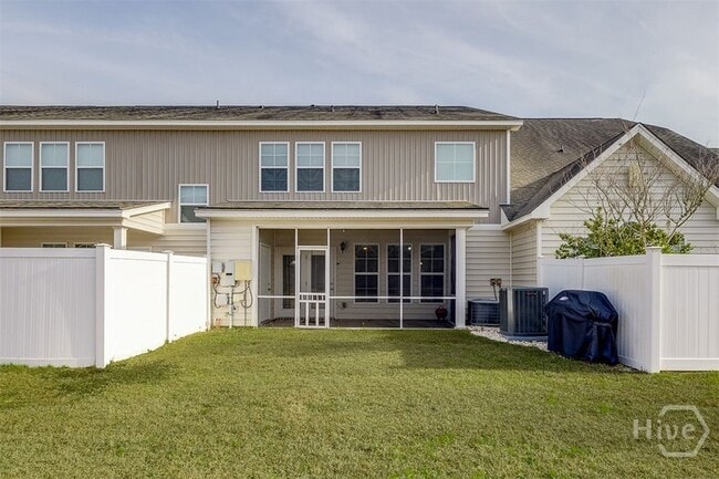 Building Photo - 255 Durham Park Way