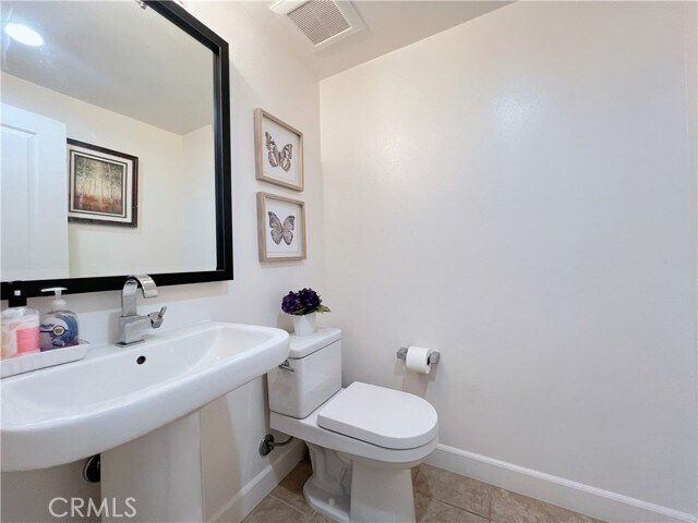 Building Photo - 2408 E Kern River Ln