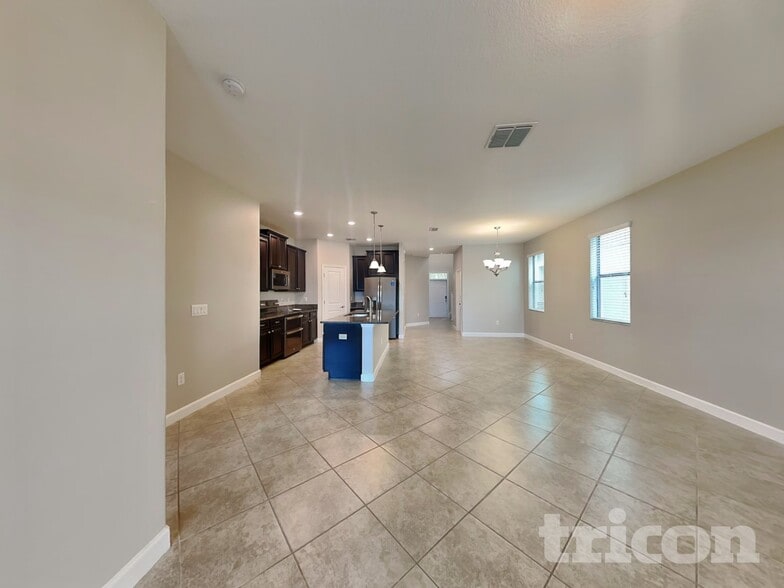 Building Photo - 10156 Newminster Loop