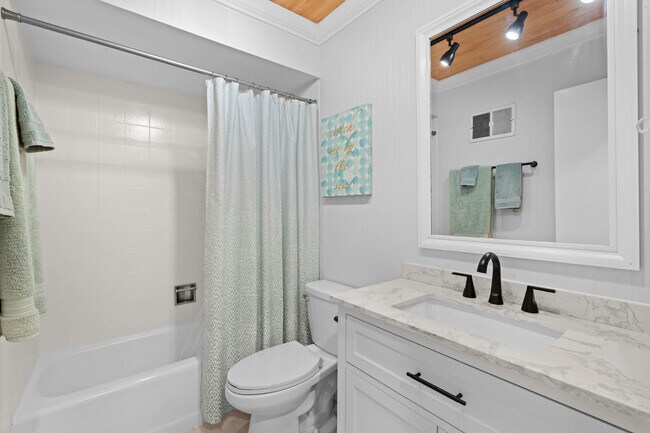 Building Photo - 3350 10th St N