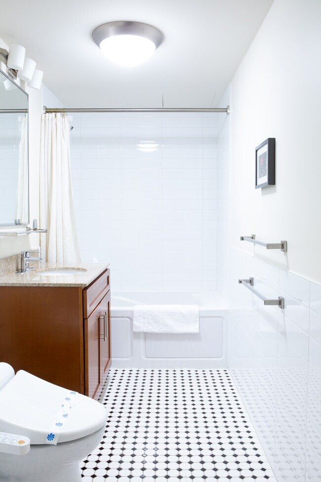 Building Photo - Park 37