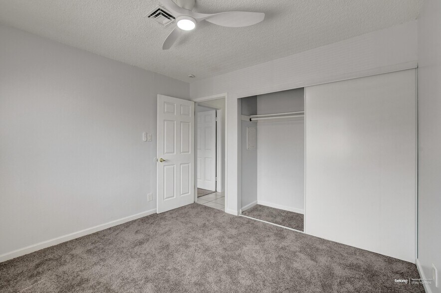 Building Photo - 501 S Maryland Pkwy