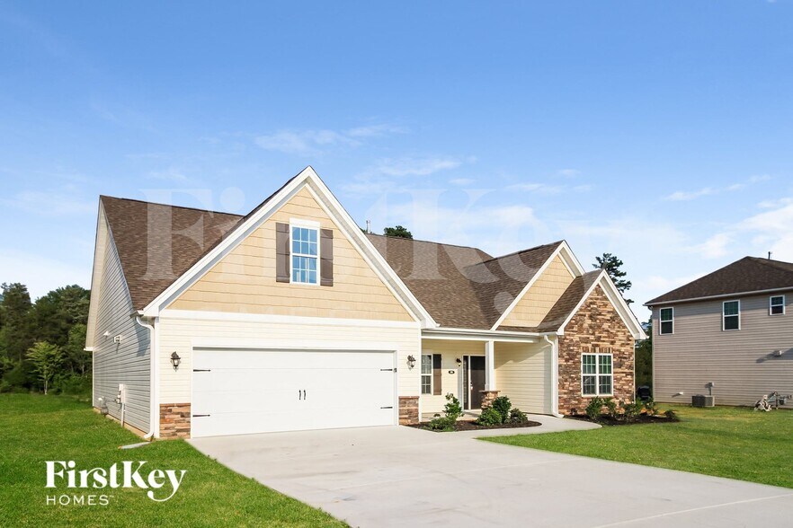 Building Photo - 196 Sand Hill Dr