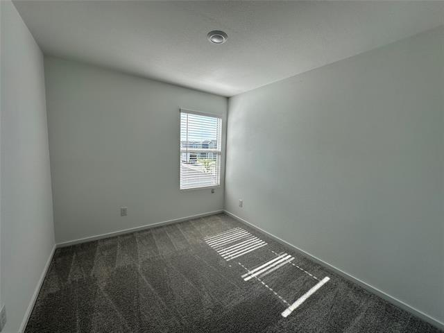 Building Photo - 833 Sandhill Ln
