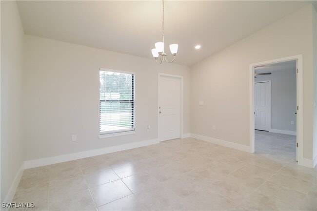 Building Photo - 1005 Angelo Ave