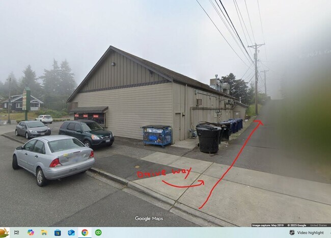 Building Photo - JYG: 3414 Duplex