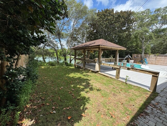Building Photo - Executive Lakefront Retreat with Private P...