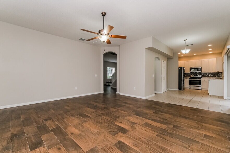 Building Photo - 3810 Braemere Dr