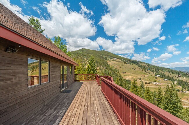 Building Photo - 848 Aspen Dr