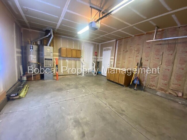 Building Photo - 3604 Imperial Wy